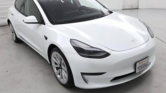 TESLA MODEL 3 2022 5YJ3E1EA7NF376225 image